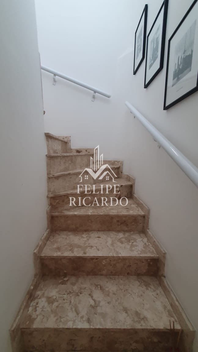 Casa à venda com 4 quartos, 215m² - Foto 17