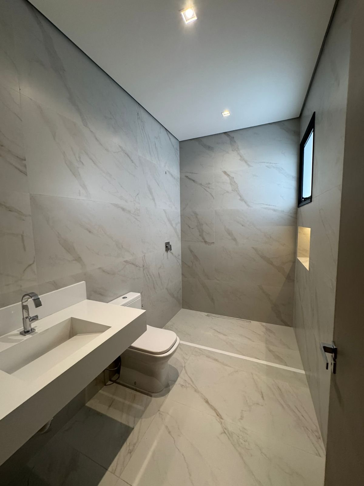 Casa de Condomínio à venda com 4 quartos, 257m² - Foto 24