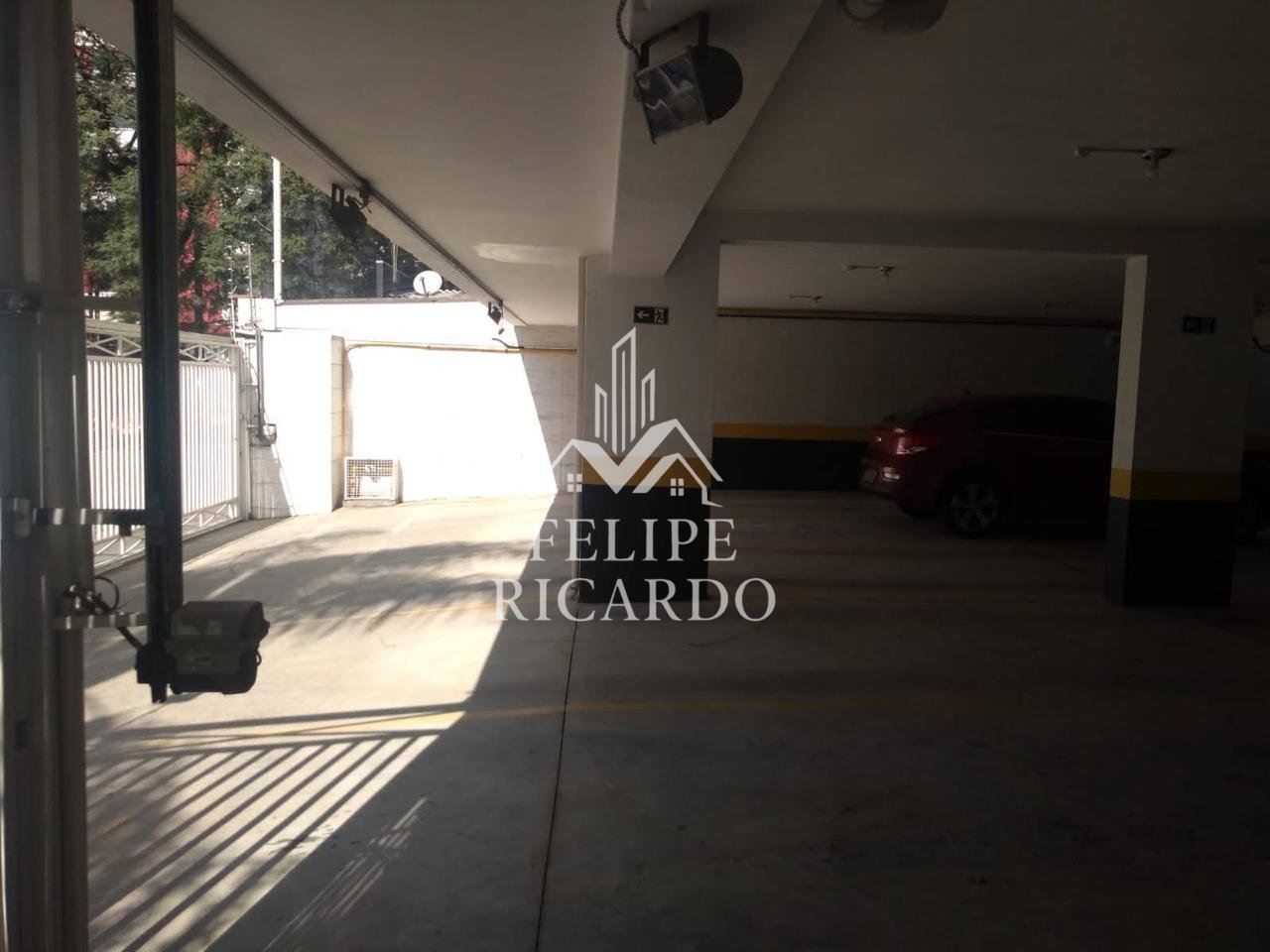 Cobertura à venda e aluguel com 3 quartos, 185m² - Foto 23