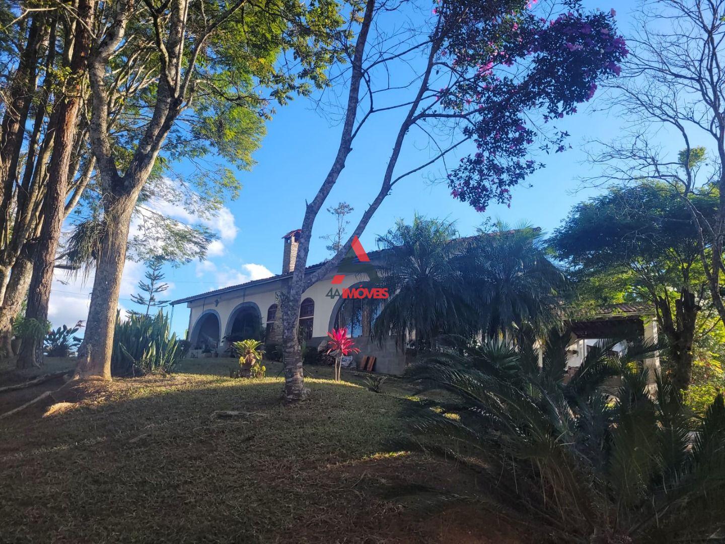 Chácara, 4 quartos, 288 m² - Foto 2