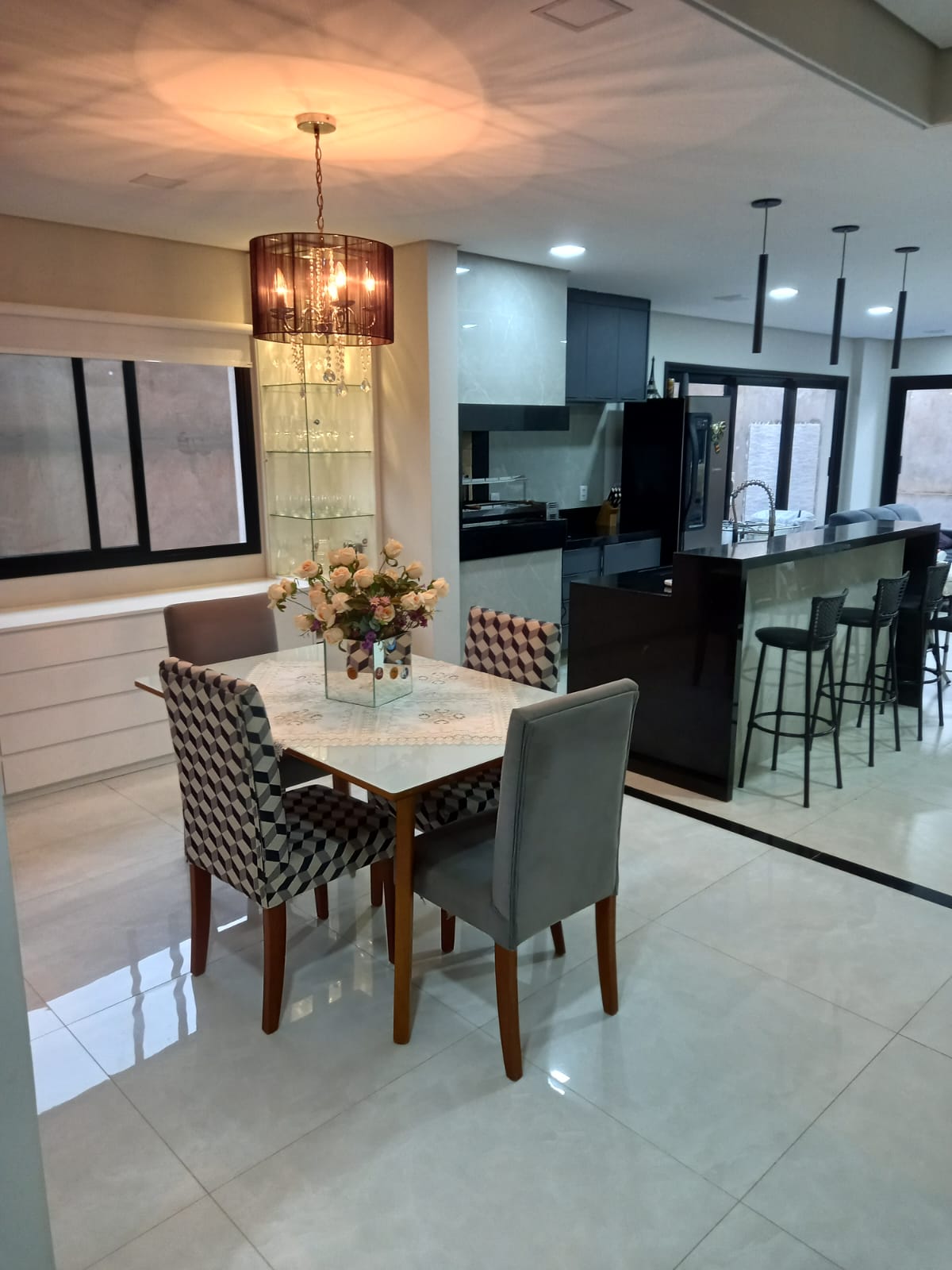 Casa de Condomínio à venda com 4 quartos, 289m² - Foto 5