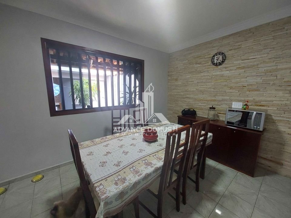 Casa à venda com 4 quartos, 300m² - Foto 13