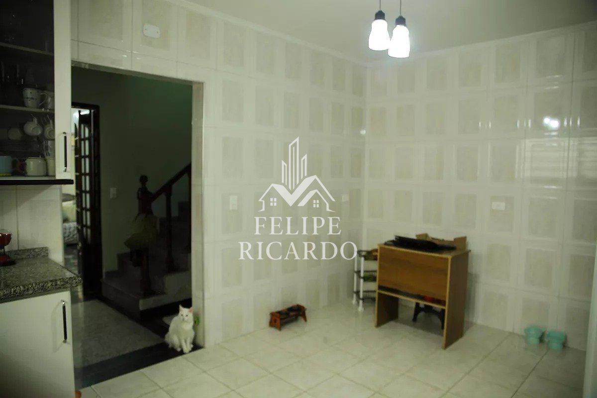 Casa, 3 quartos, 250 m² - Foto 8