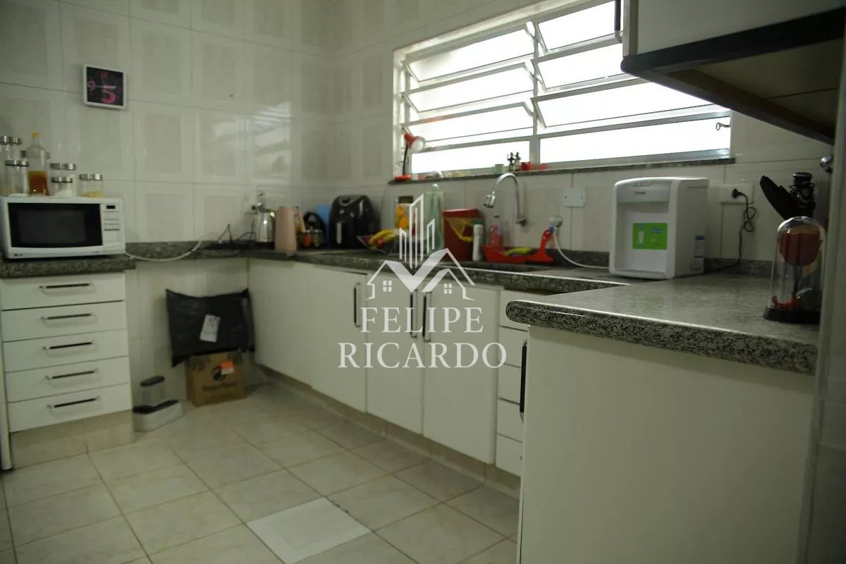 Casa, 3 quartos, 250 m² - Foto 9