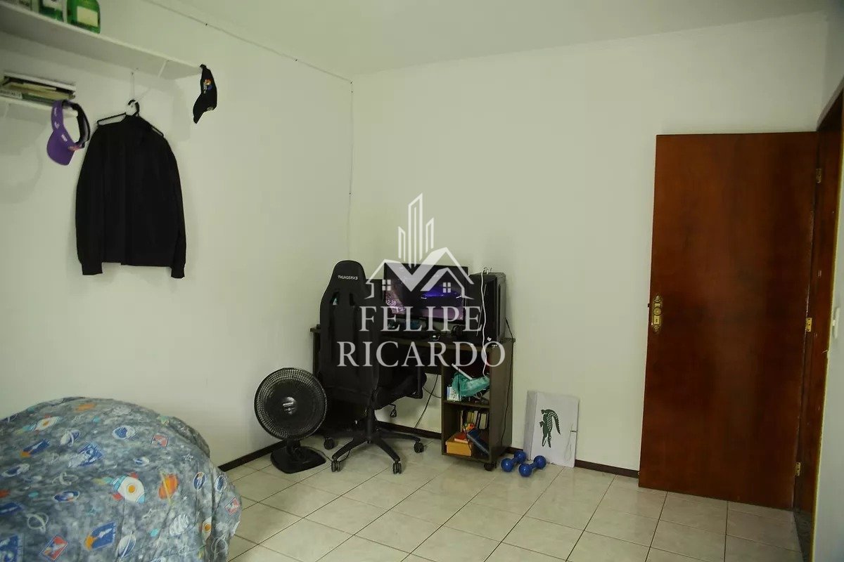 Casa, 3 quartos, 250 m² - Foto 19