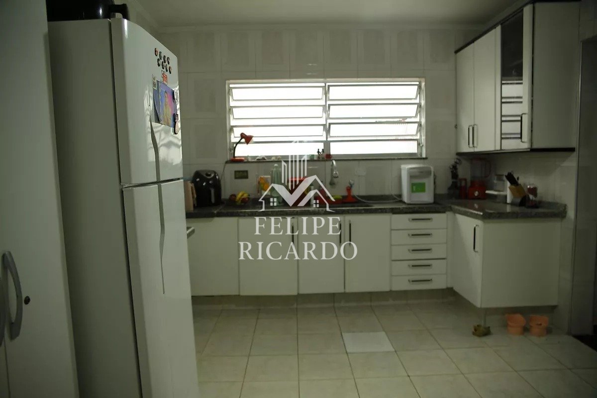 Casa, 3 quartos, 250 m² - Foto 26