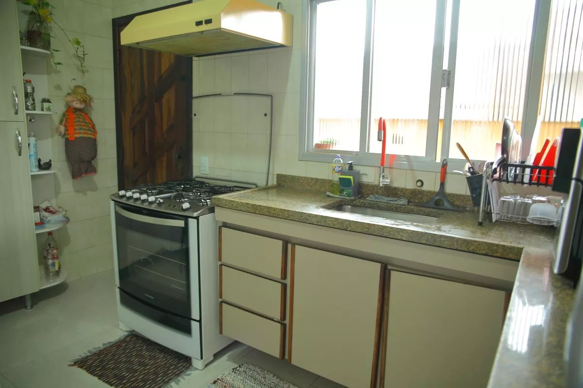 Casa, 3 quartos, 229 m² - Foto 45