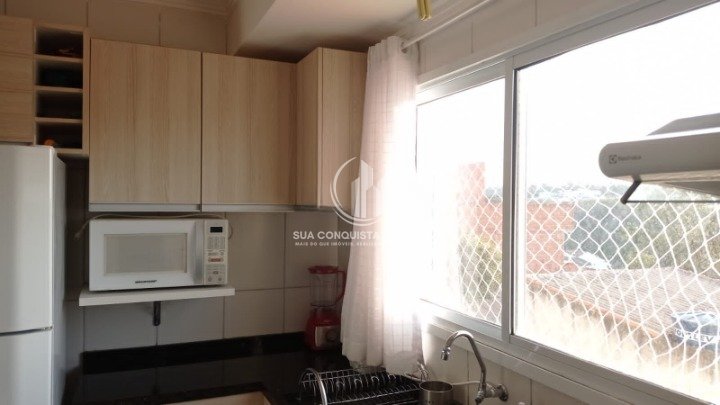 Apartamento à venda com 2 quartos, 64m² - Foto 3