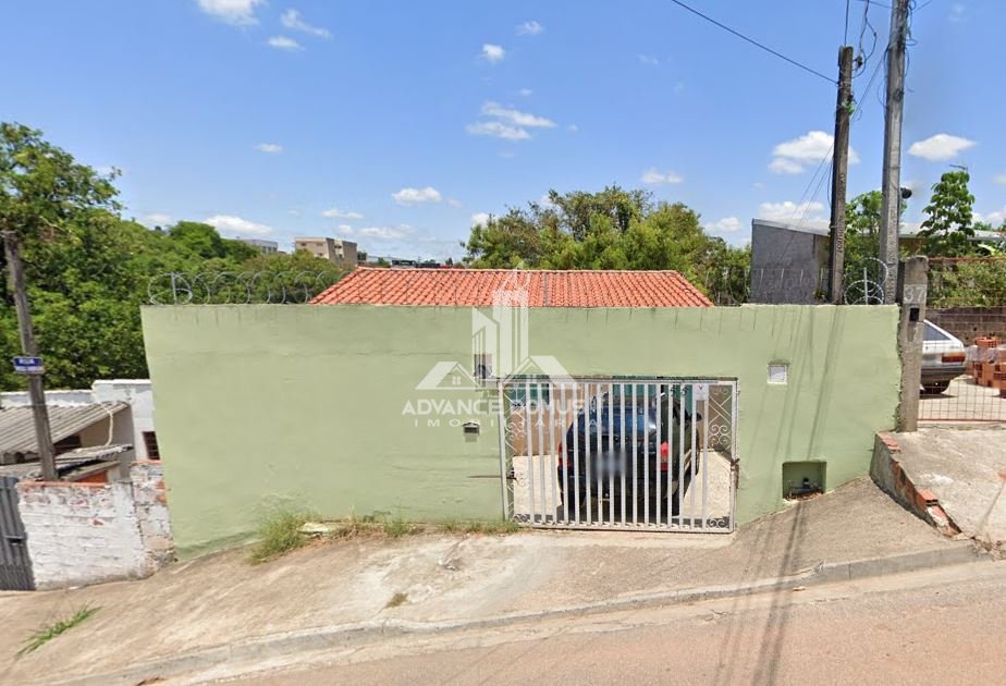 Casa à venda com 3 quartos, 120m² - Foto 1