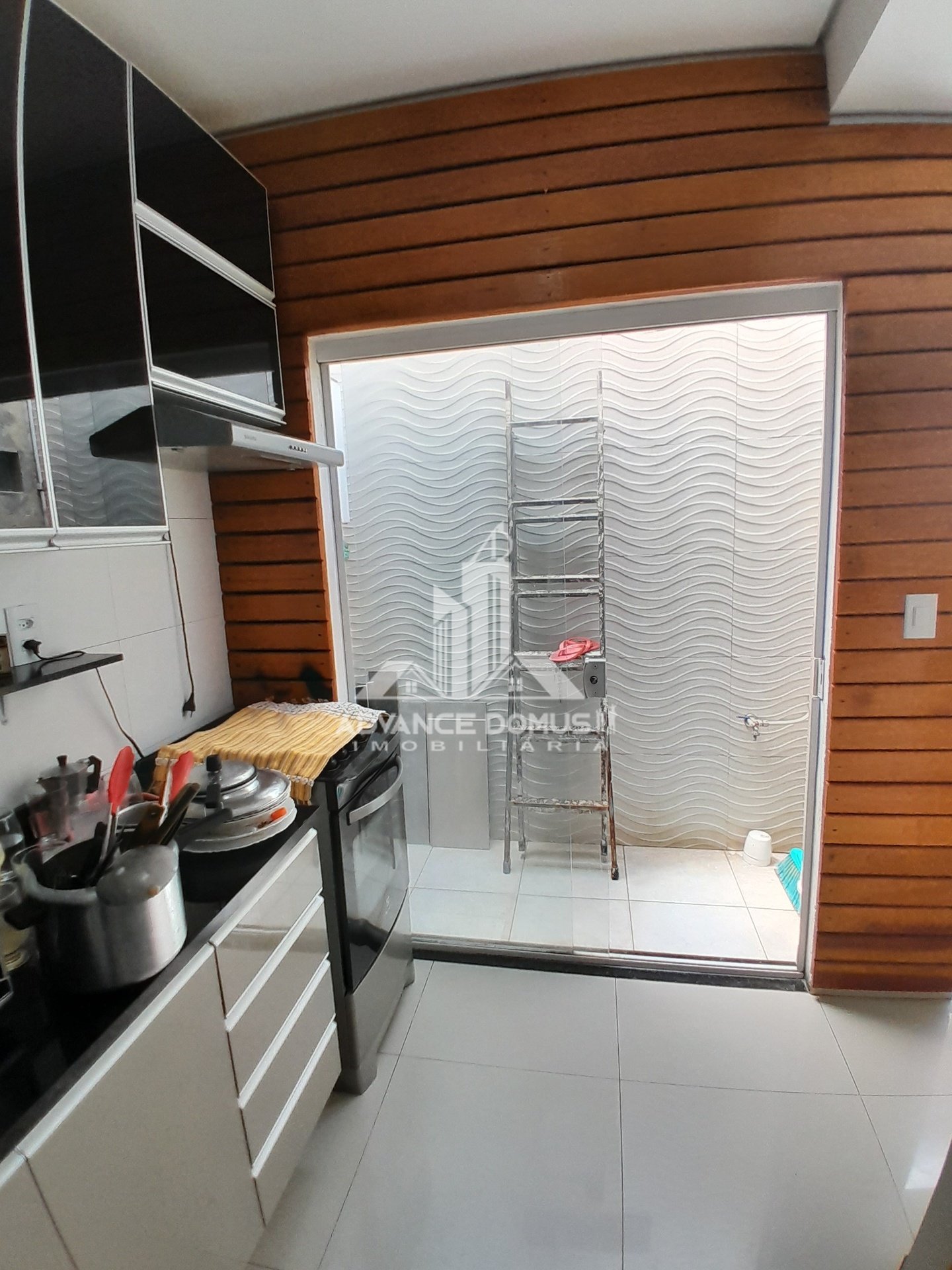 Casa de Condomínio à venda com 4 quartos, 97m² - Foto 17