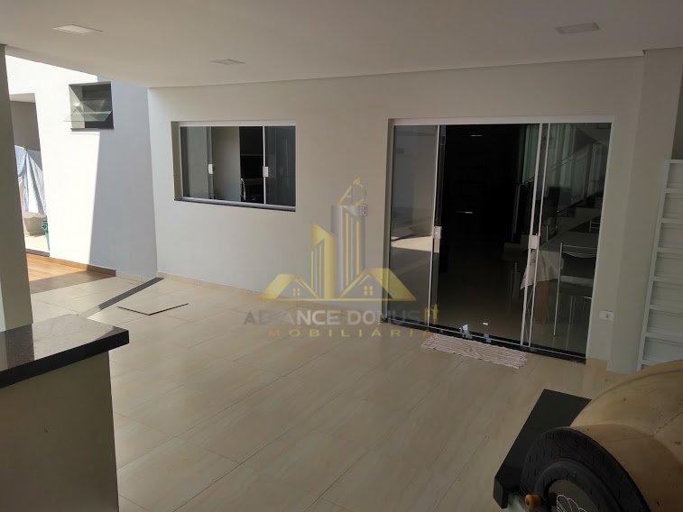 Sobrado à venda com 3 quartos, 350m² - Foto 24