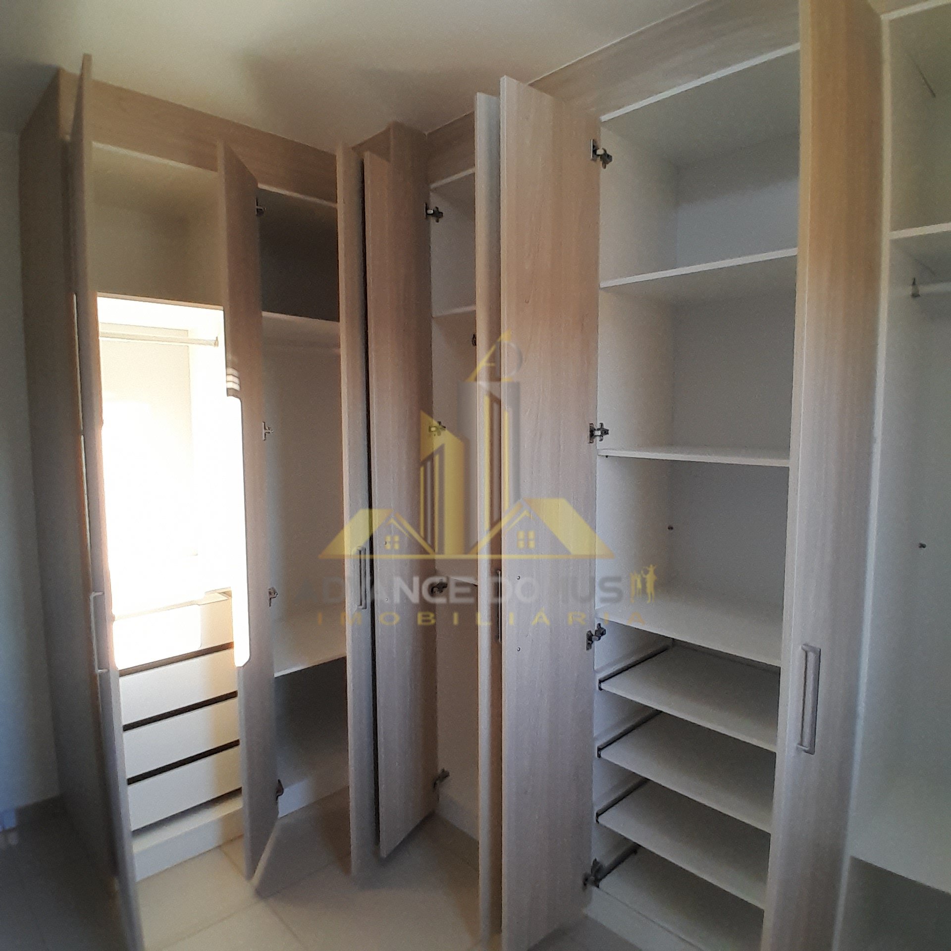 Apartamento à venda com 2 quartos, 49m² - Foto 18