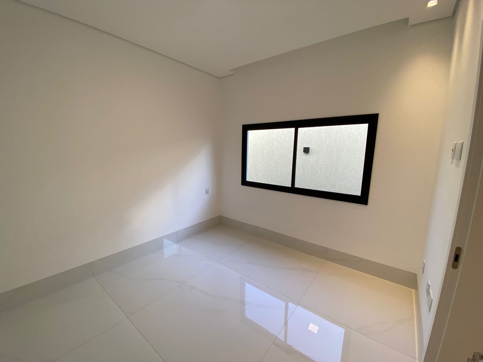 Casa de Condomínio à venda com 3 quartos, 237m² - Foto 17