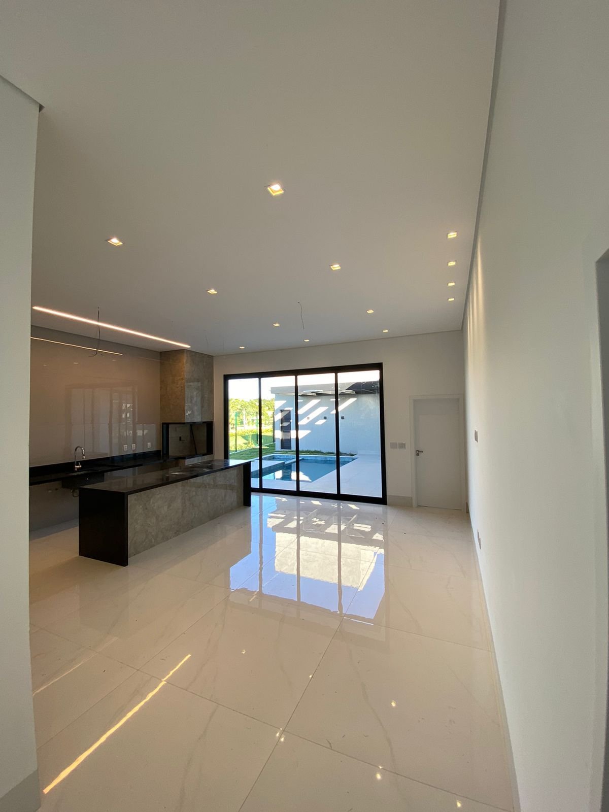 Casa de Condomínio à venda com 3 quartos, 237m² - Foto 21