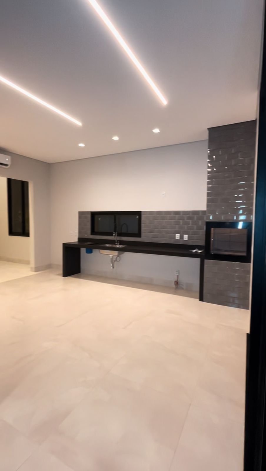 Casa de Condomínio à venda com 3 quartos, 214m² - Foto 27