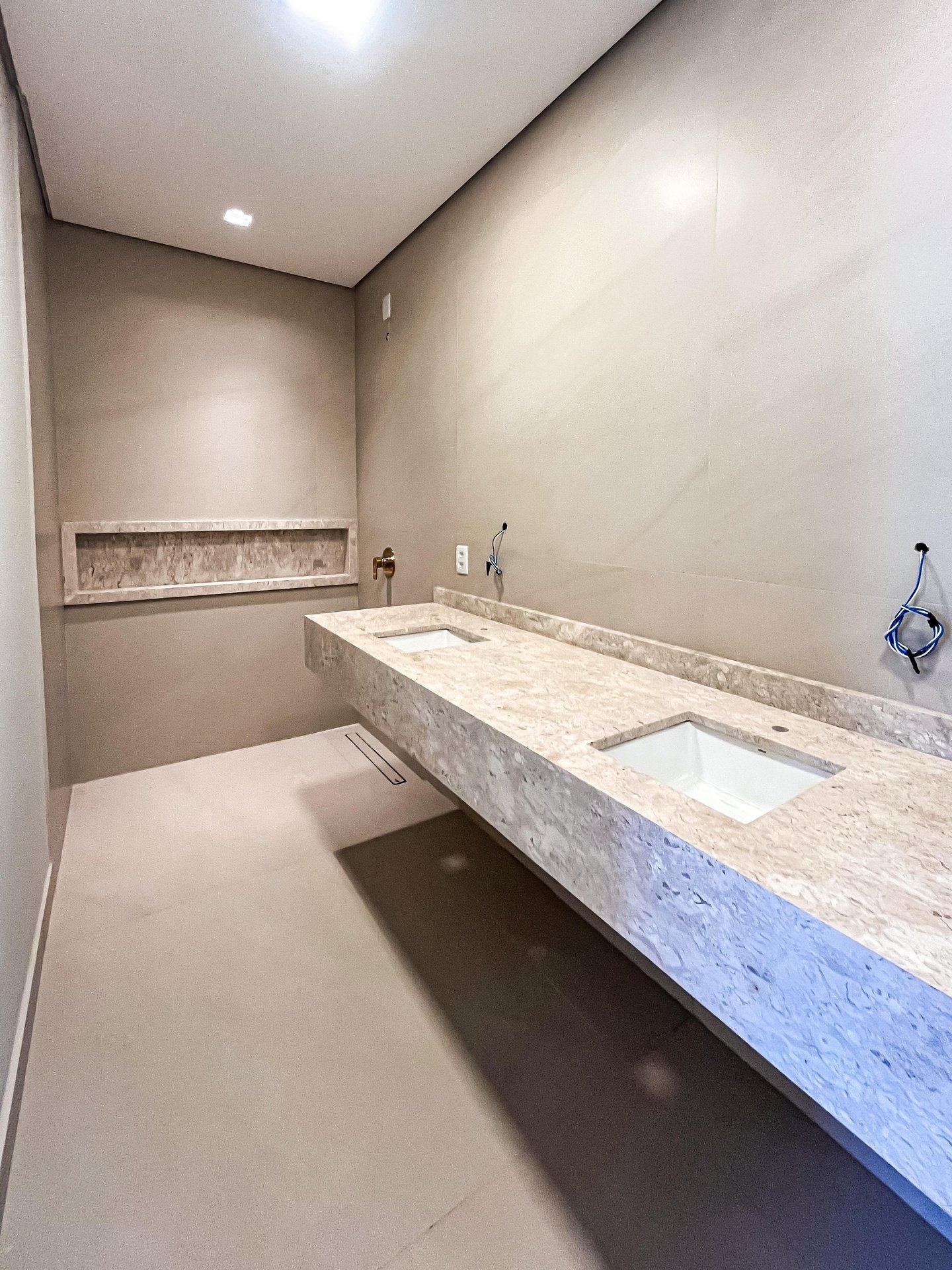 Casa de Condomínio à venda com 3 quartos, 214m² - Foto 49