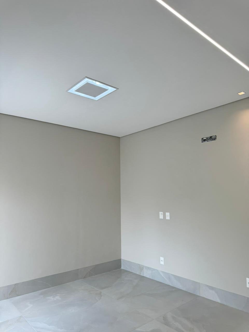 Casa de Condomínio à venda com 3 quartos, 283m² - Foto 5