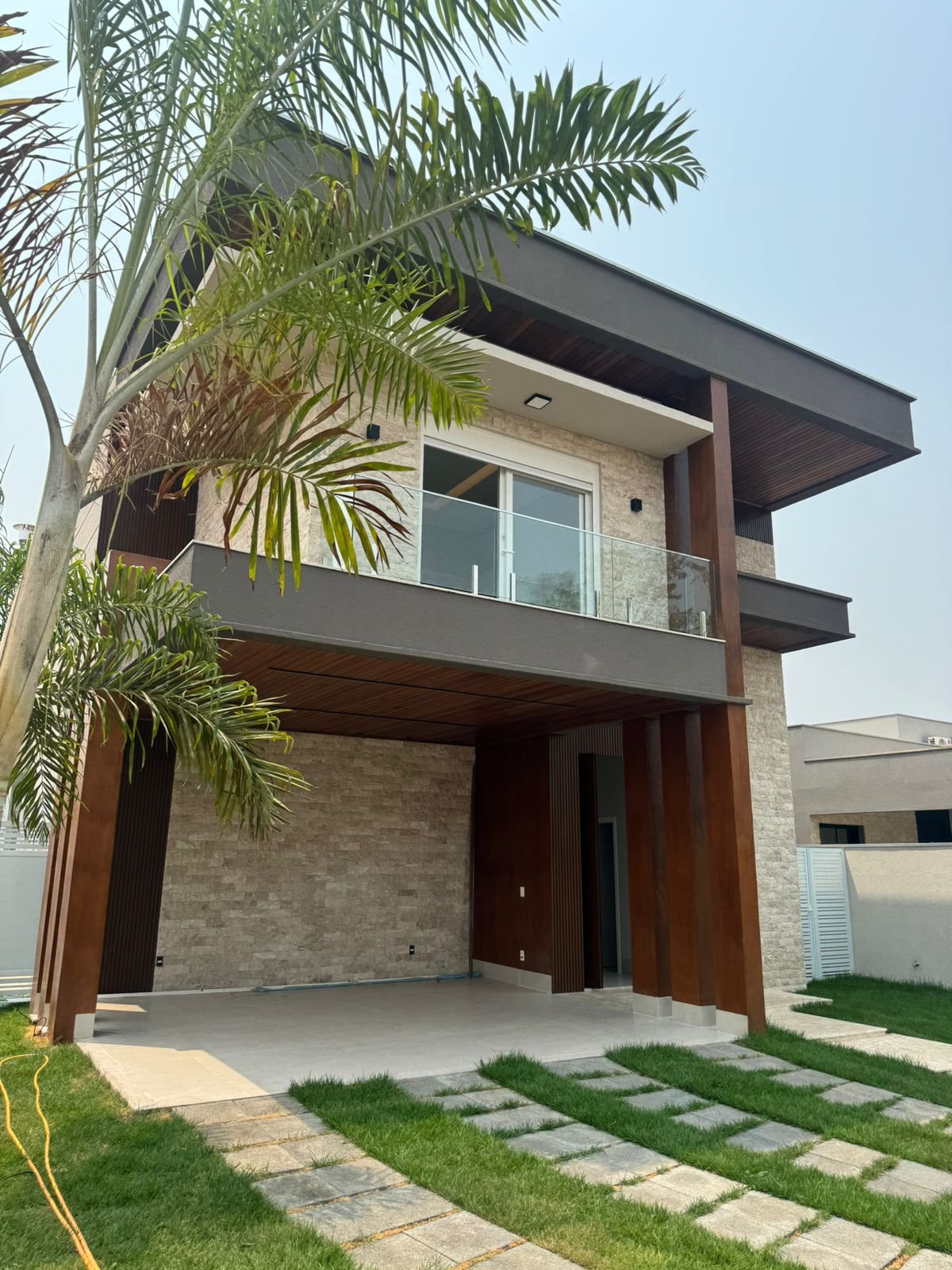 Casa de Condomínio à venda com 3 quartos, 283m² - Foto 1