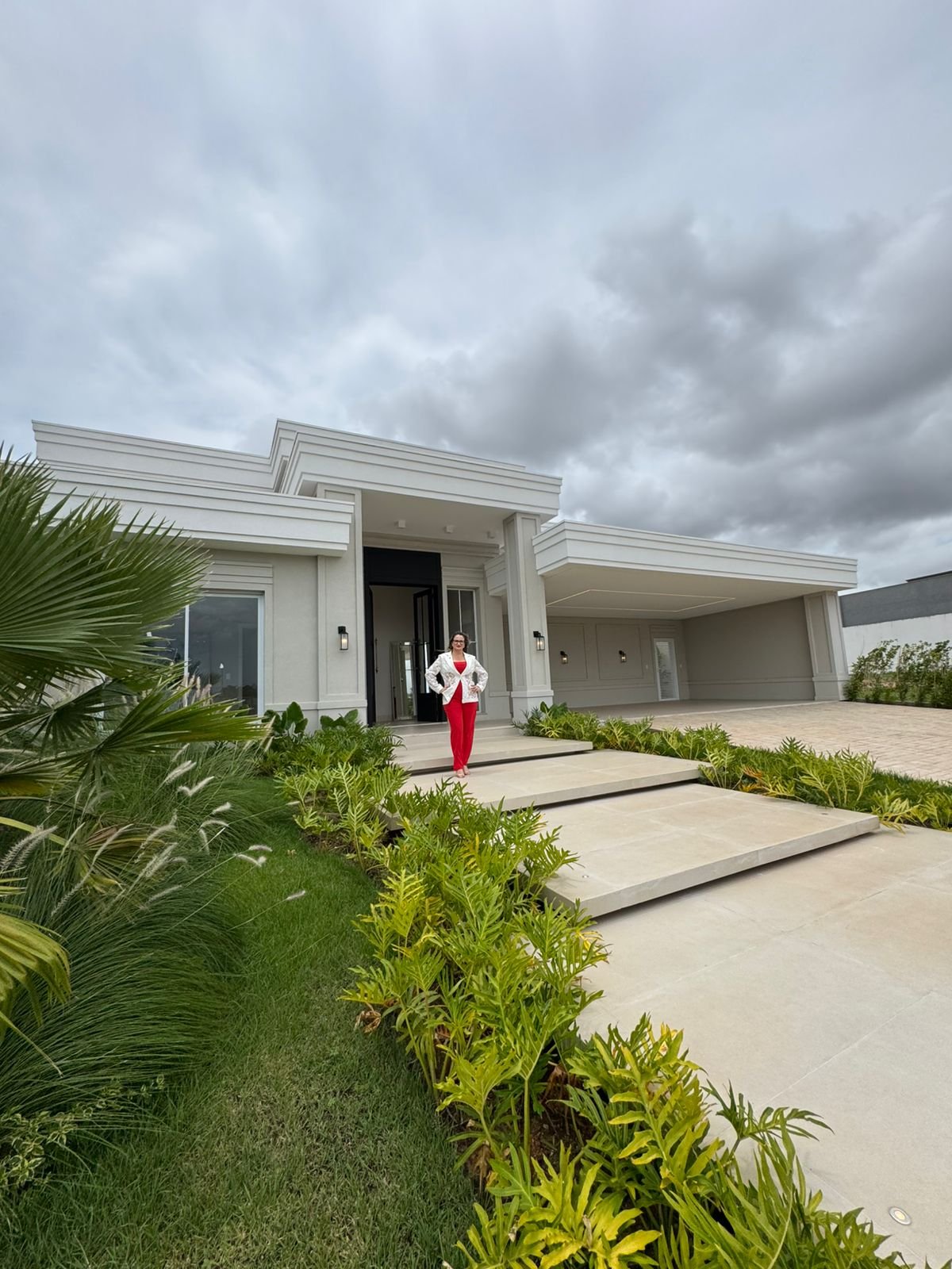 Casa de Condomínio à venda com 4 quartos, 394m² - Foto 2