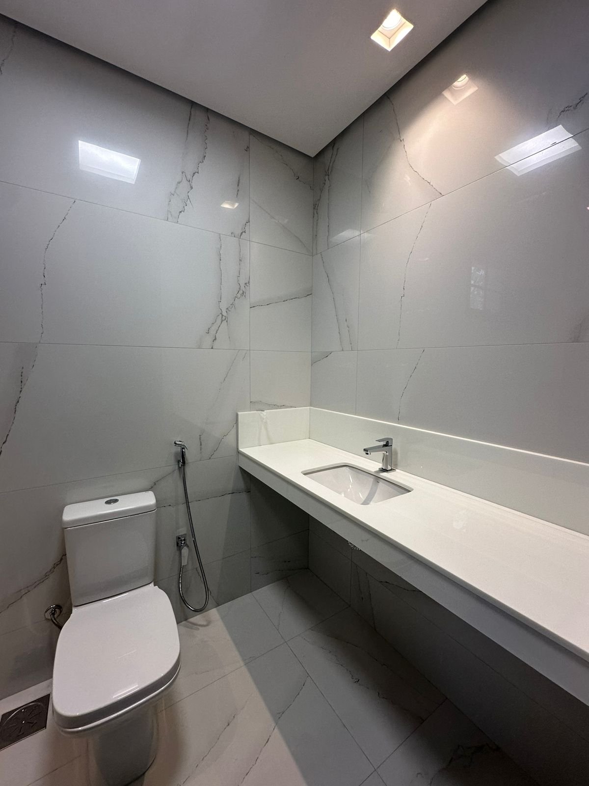 Casa de Condomínio à venda com 4 quartos, 420m² - Foto 15