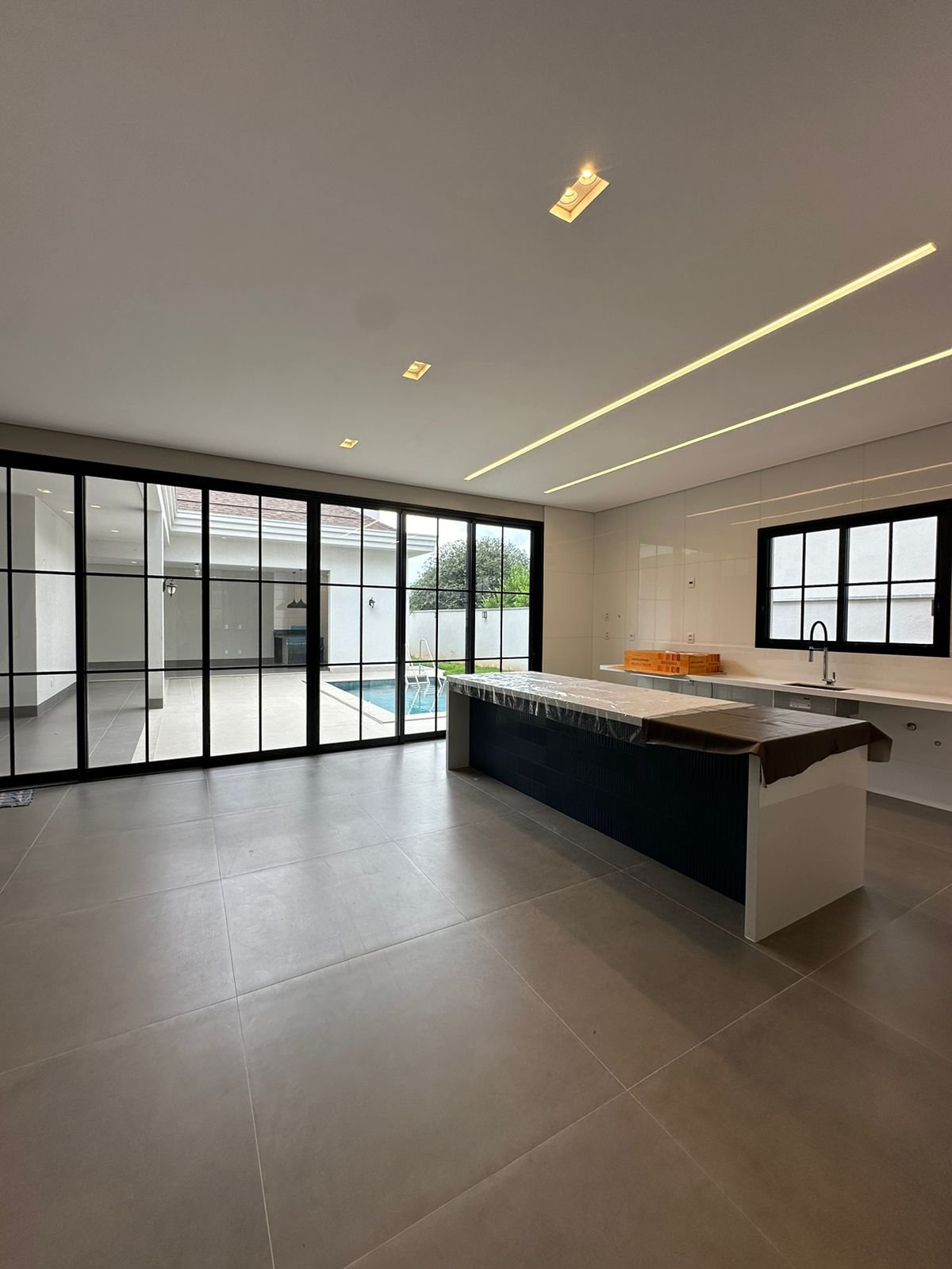 Casa de Condomínio à venda com 4 quartos, 420m² - Foto 21