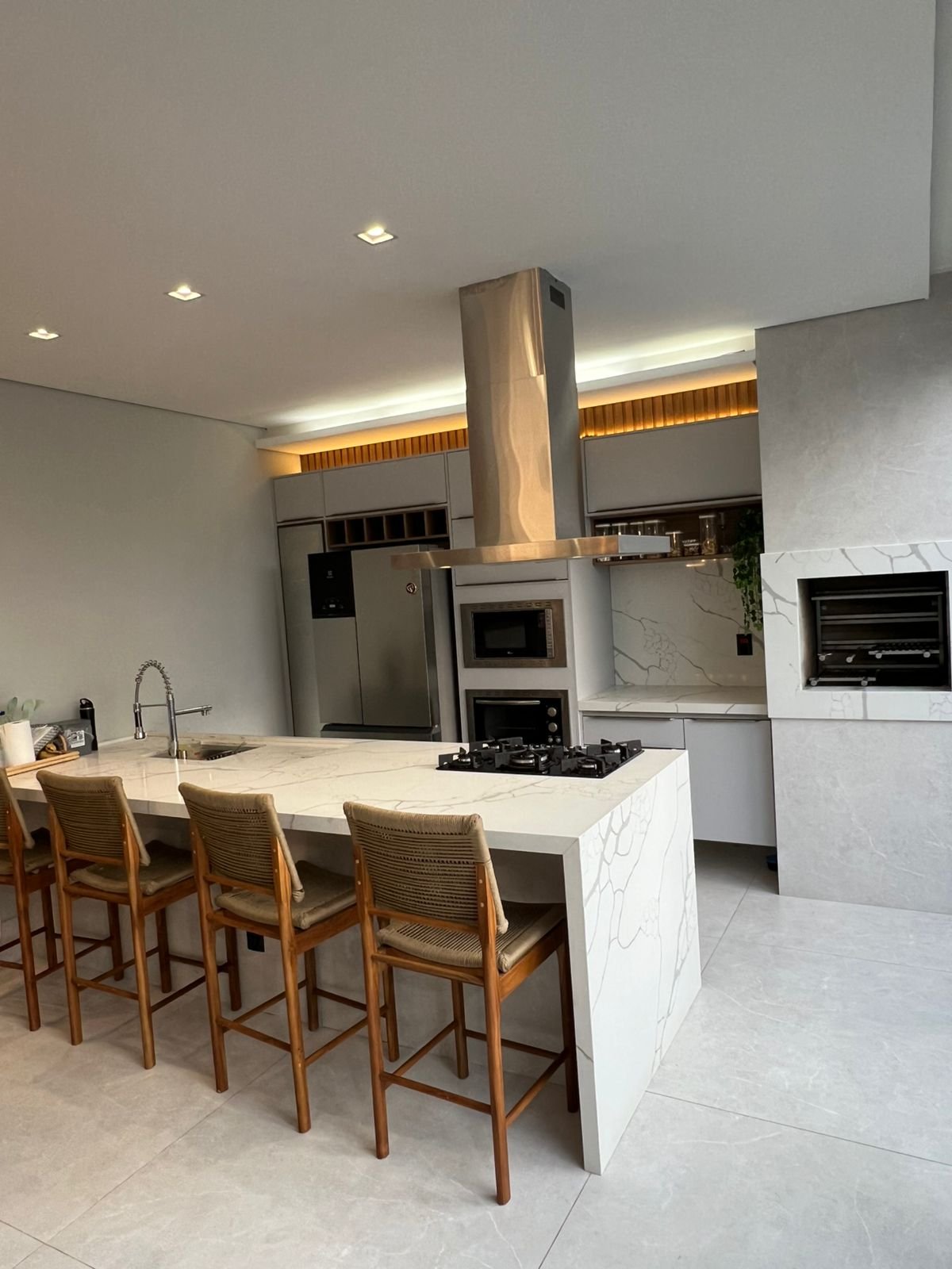 Casa de Condomínio à venda com 4 quartos, 420m² - Foto 29