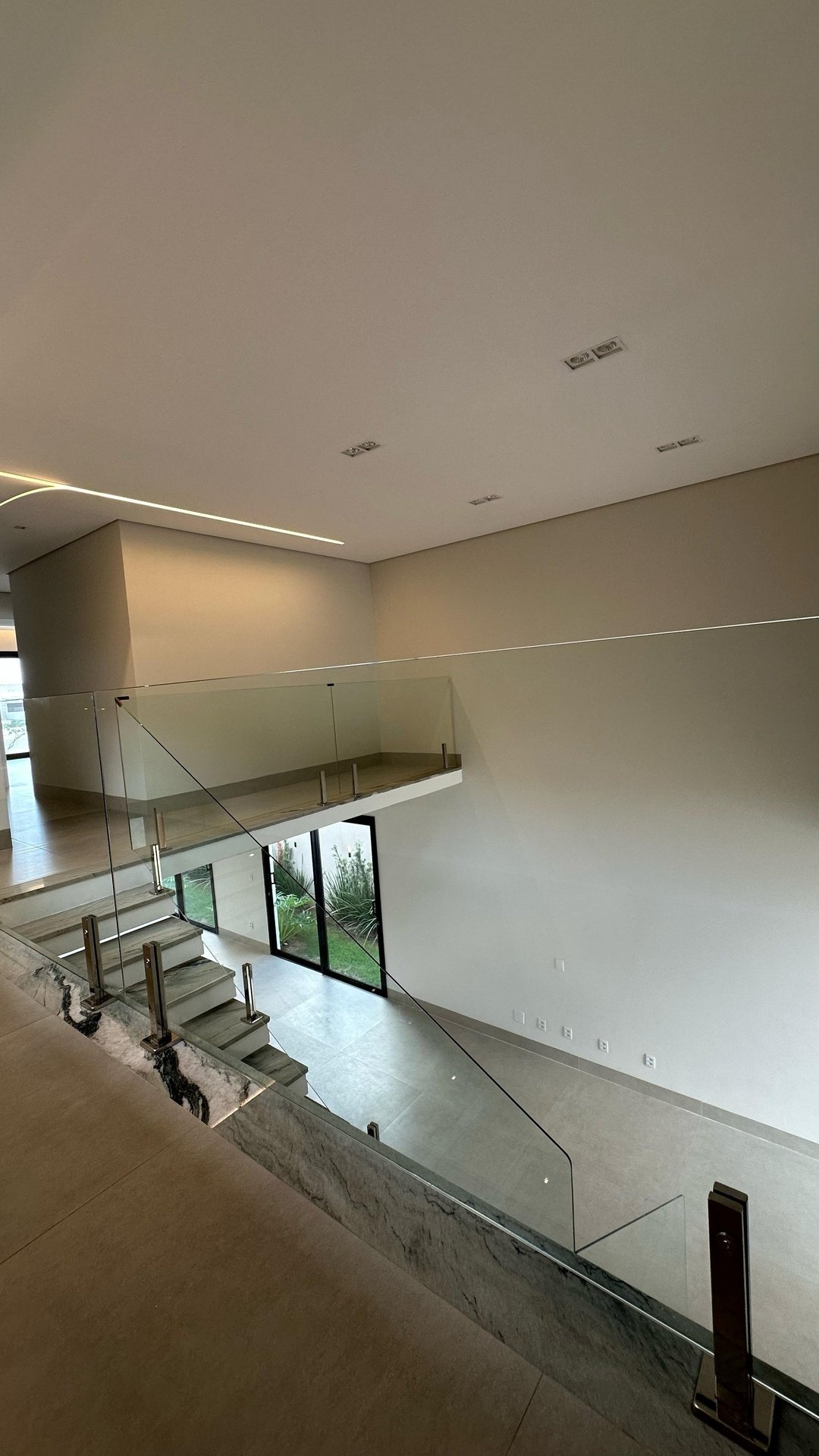 Casa à venda com 4 quartos, 274m² - Foto 8