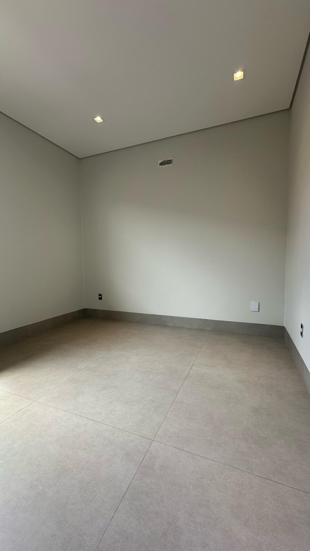 Casa à venda com 4 quartos, 274m² - Foto 12
