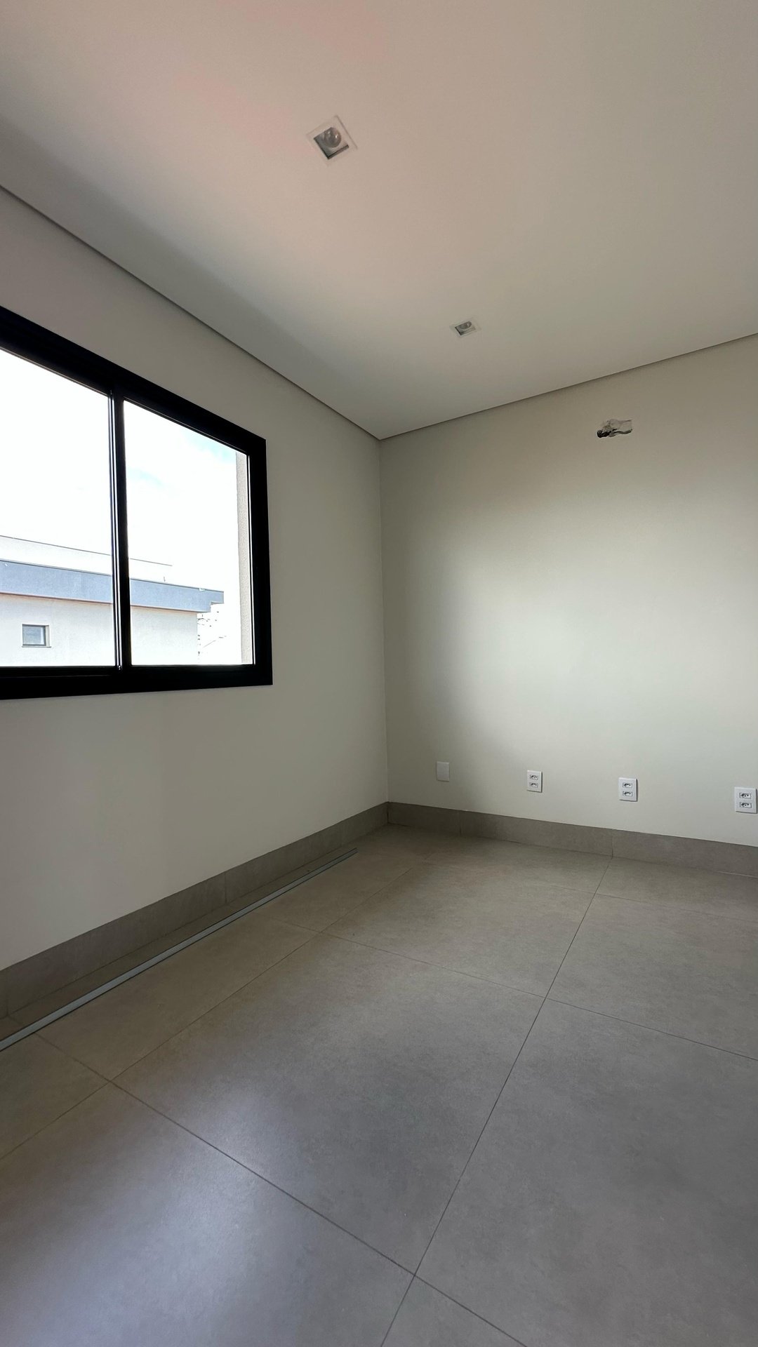 Casa à venda com 4 quartos, 274m² - Foto 13