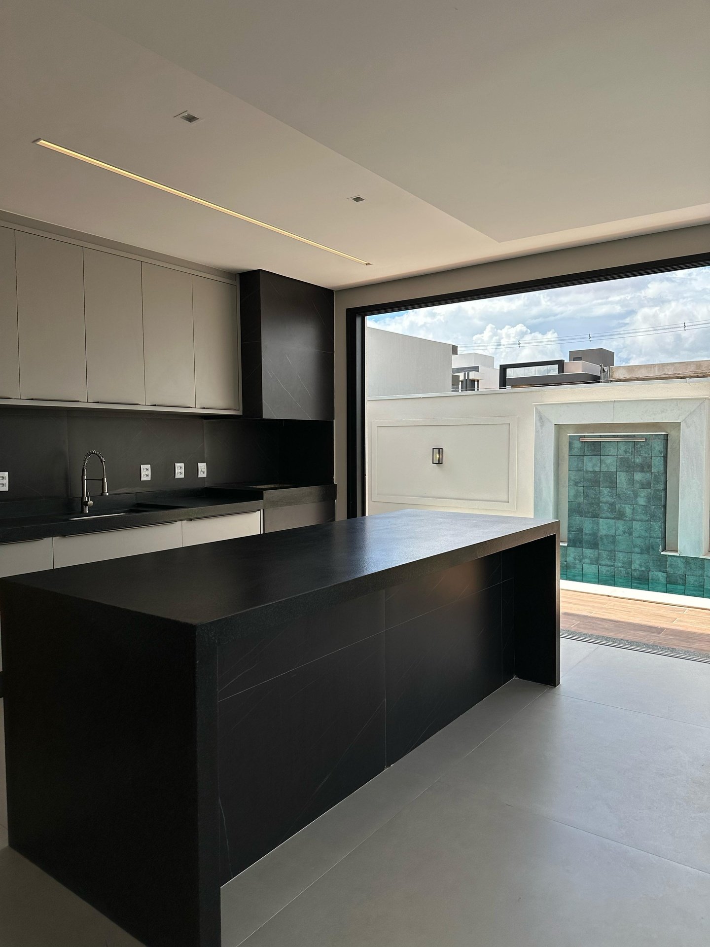 Casa à venda com 4 quartos, 274m² - Foto 16