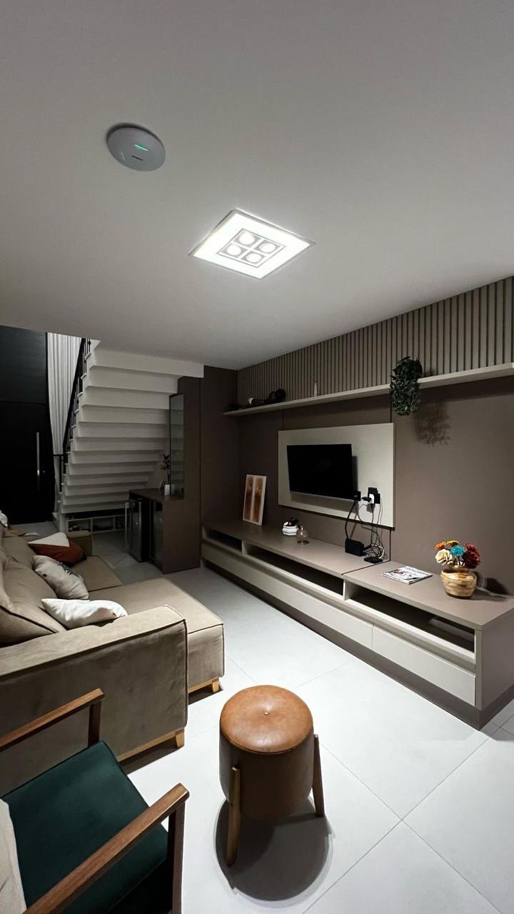 Casa de Condomínio à venda com 4 quartos, 275m² - Foto 18