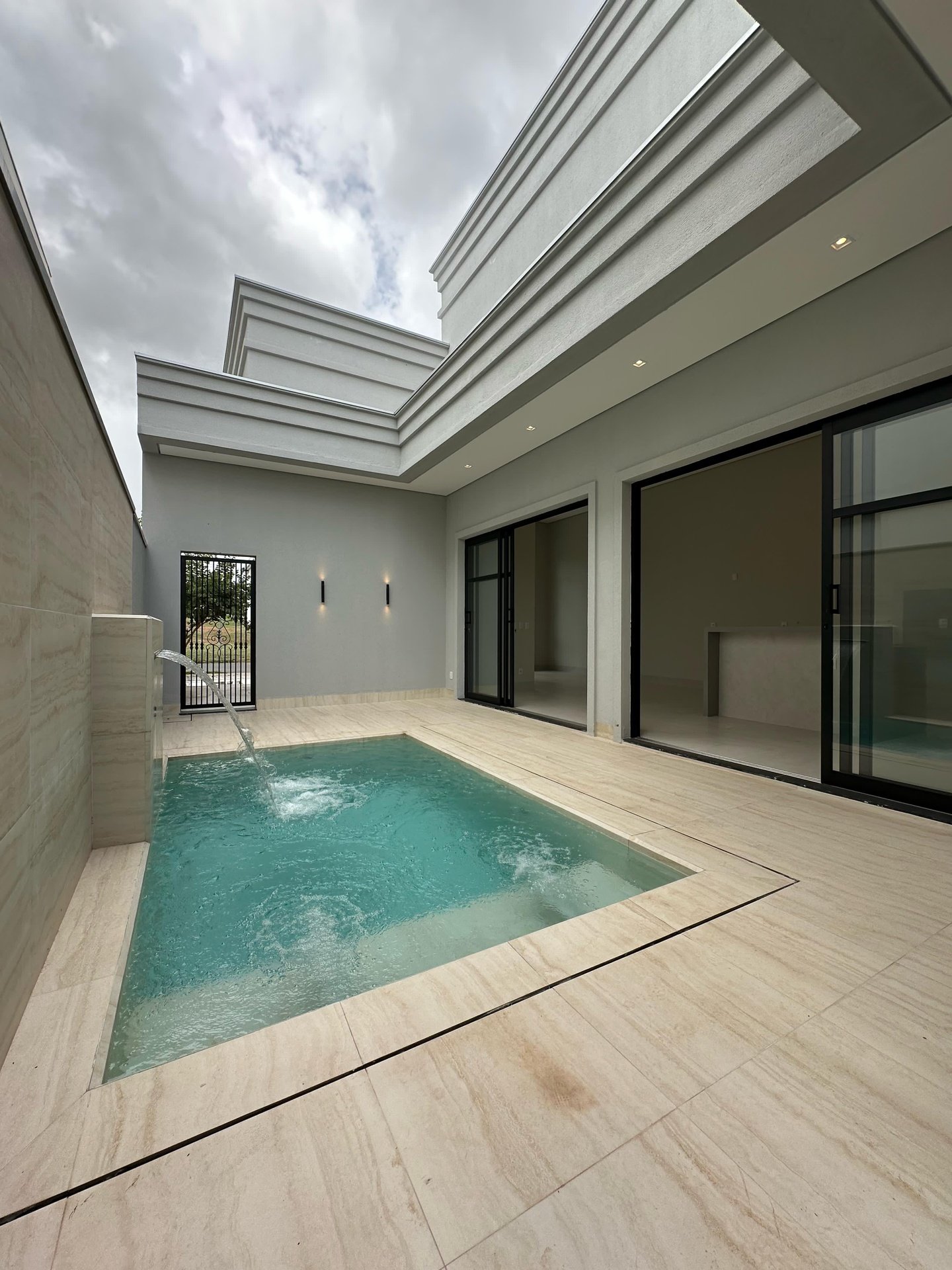 Casa de Condomínio à venda com 3 quartos, 172m² - Foto 8