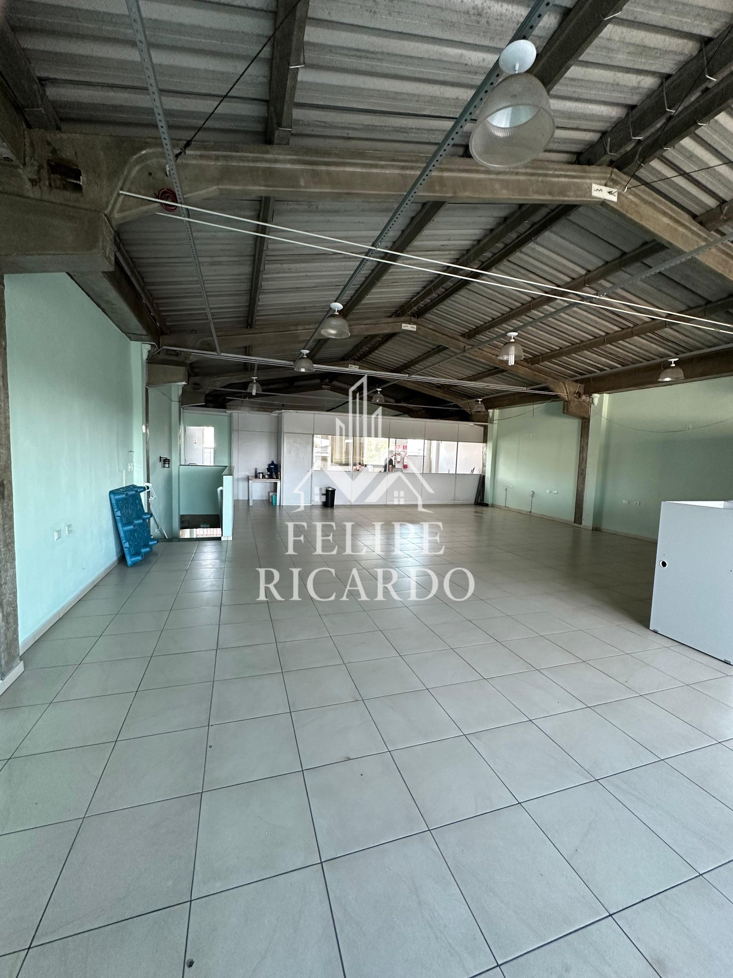 Depósito-Galpão-Armazém à venda, 380m² - Foto 10