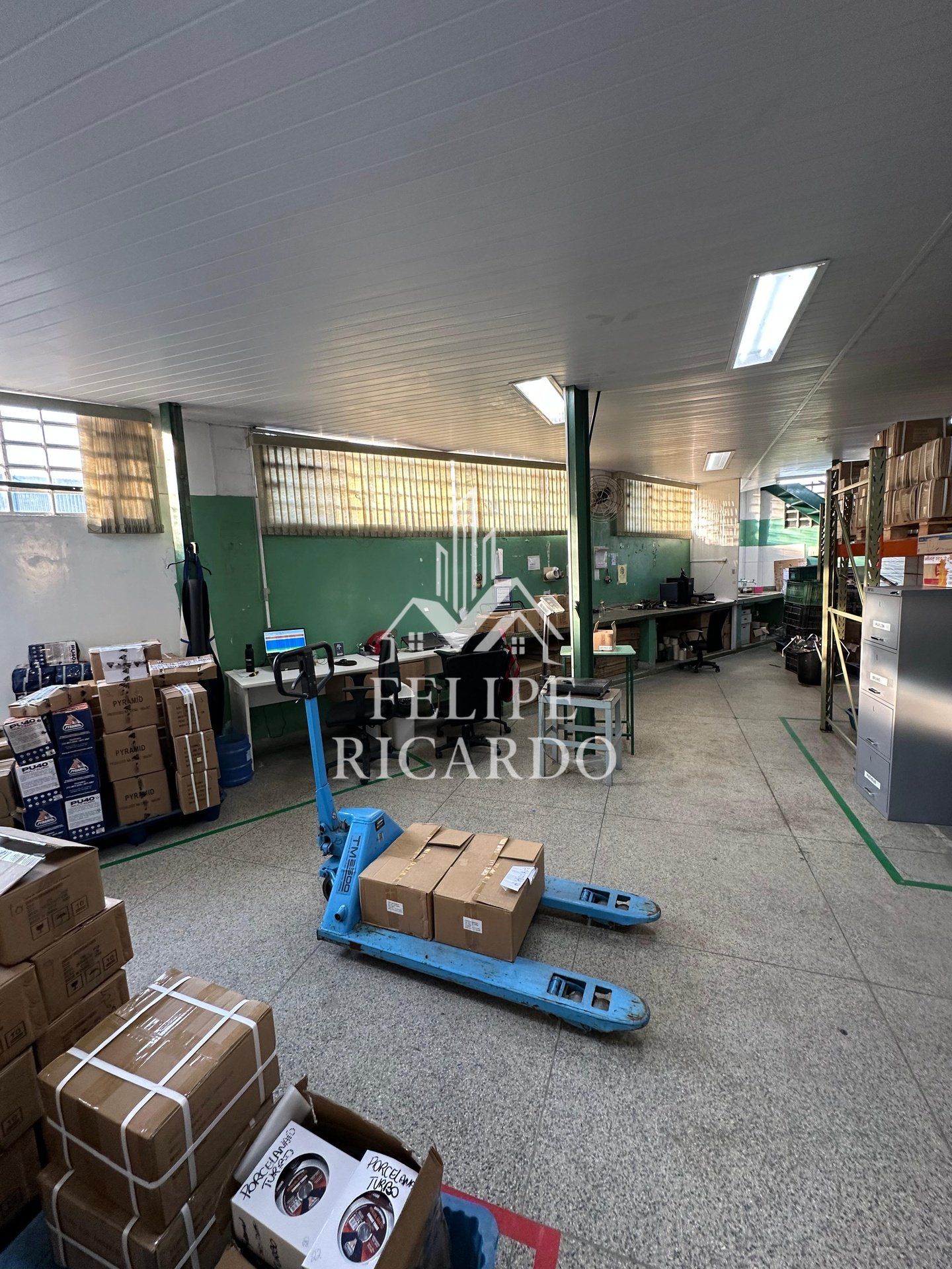 Depósito-Galpão-Armazém à venda, 1807m² - Foto 16