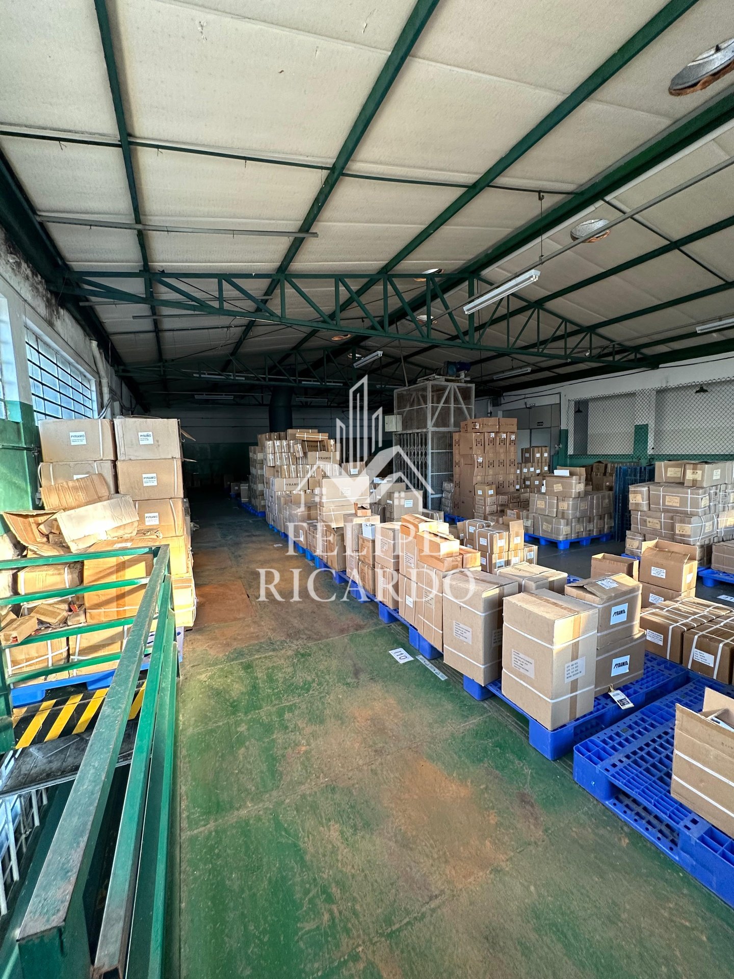 Depósito-Galpão-Armazém à venda, 1807m² - Foto 18
