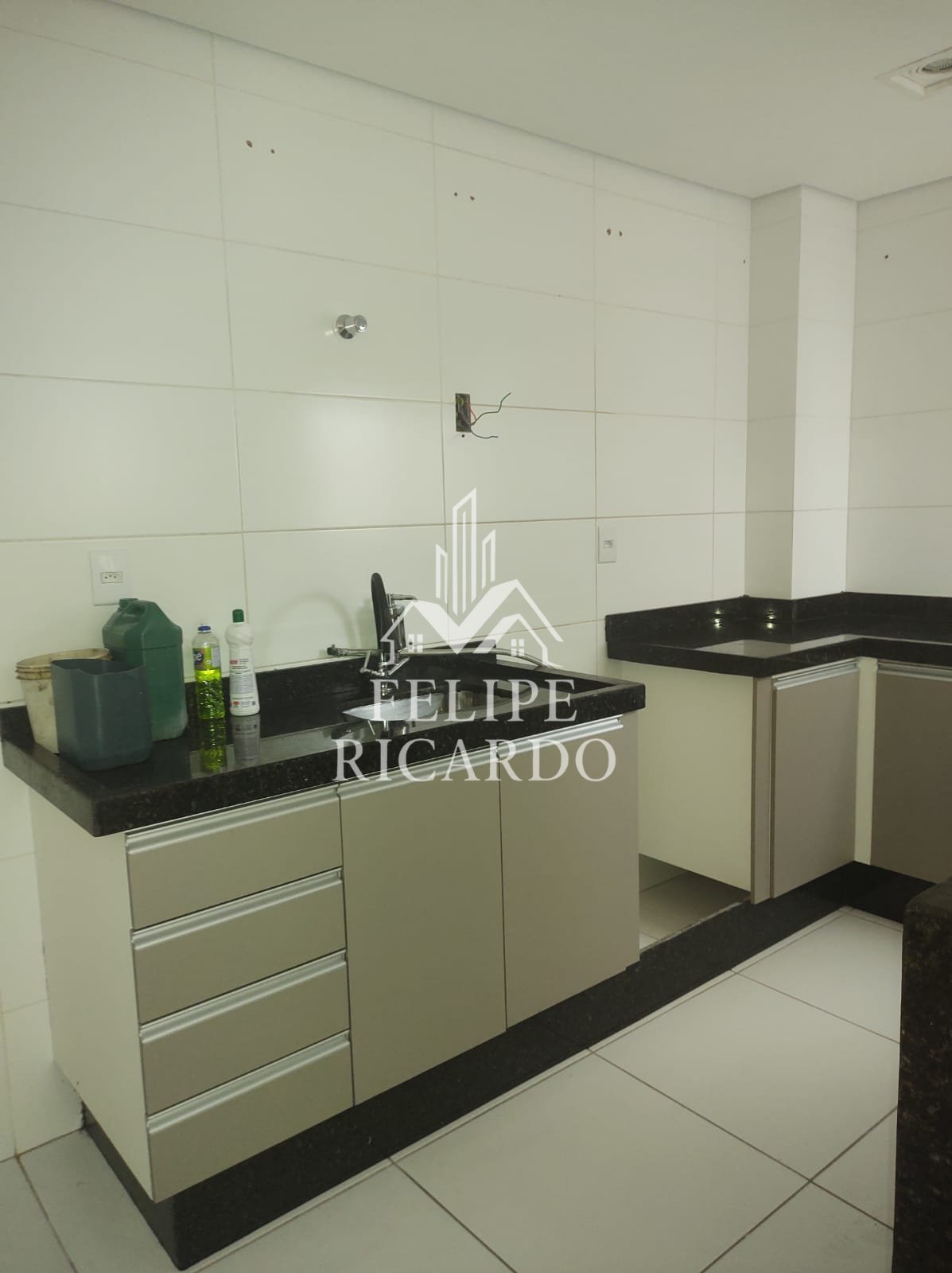 Apartamento à venda com 2 quartos, 46m² - Foto 4