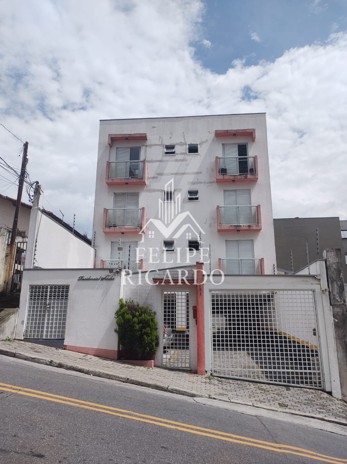 Apartamento à venda com 2 quartos, 46m² - Foto 1