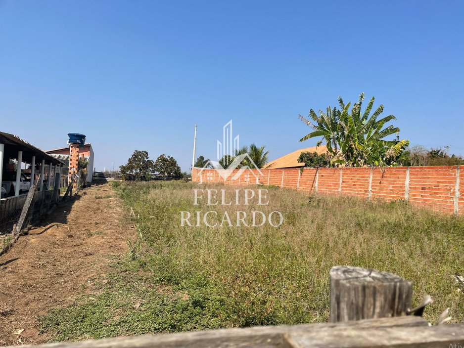 Terreno à venda, 900m² - Foto 2