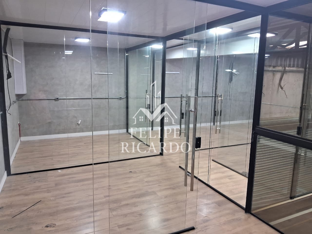 Depósito-Galpão-Armazém para alugar, 637m² - Foto 3