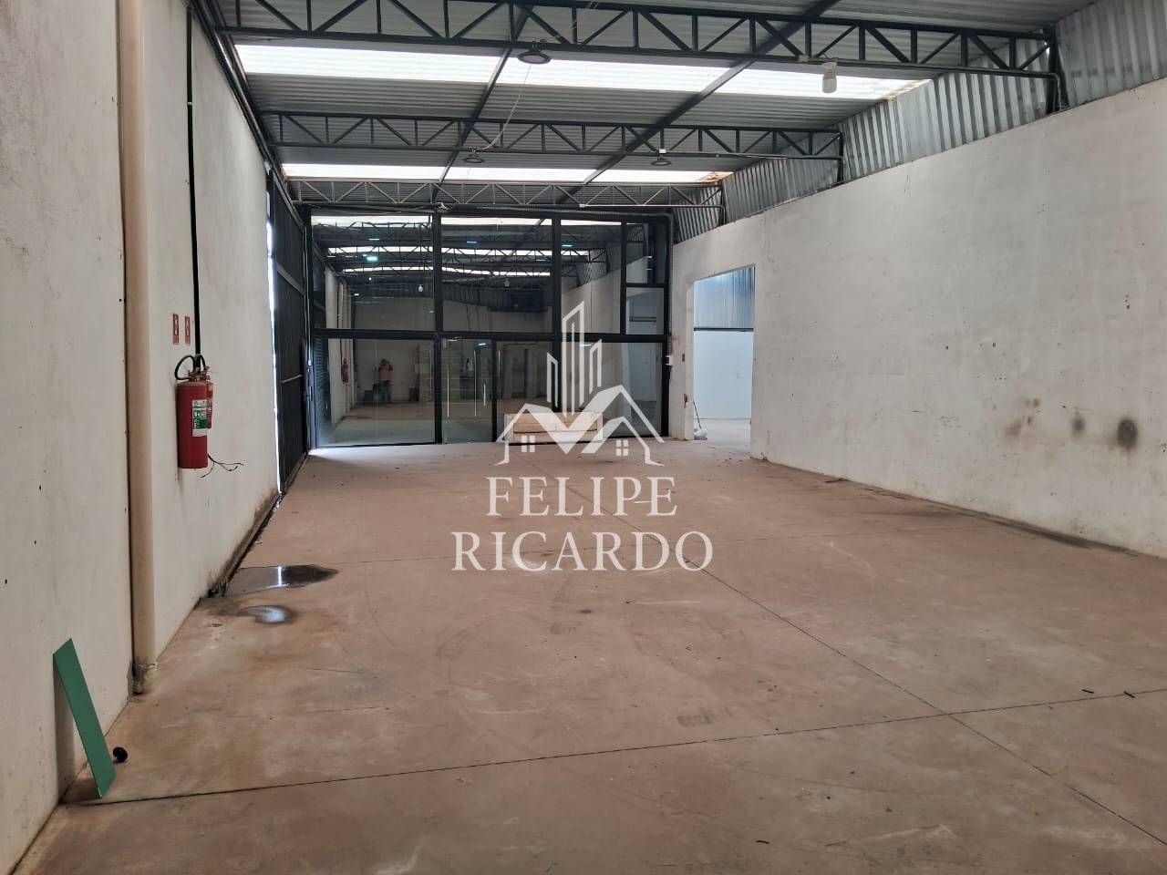 Depósito-Galpão-Armazém para alugar, 637m² - Foto 6