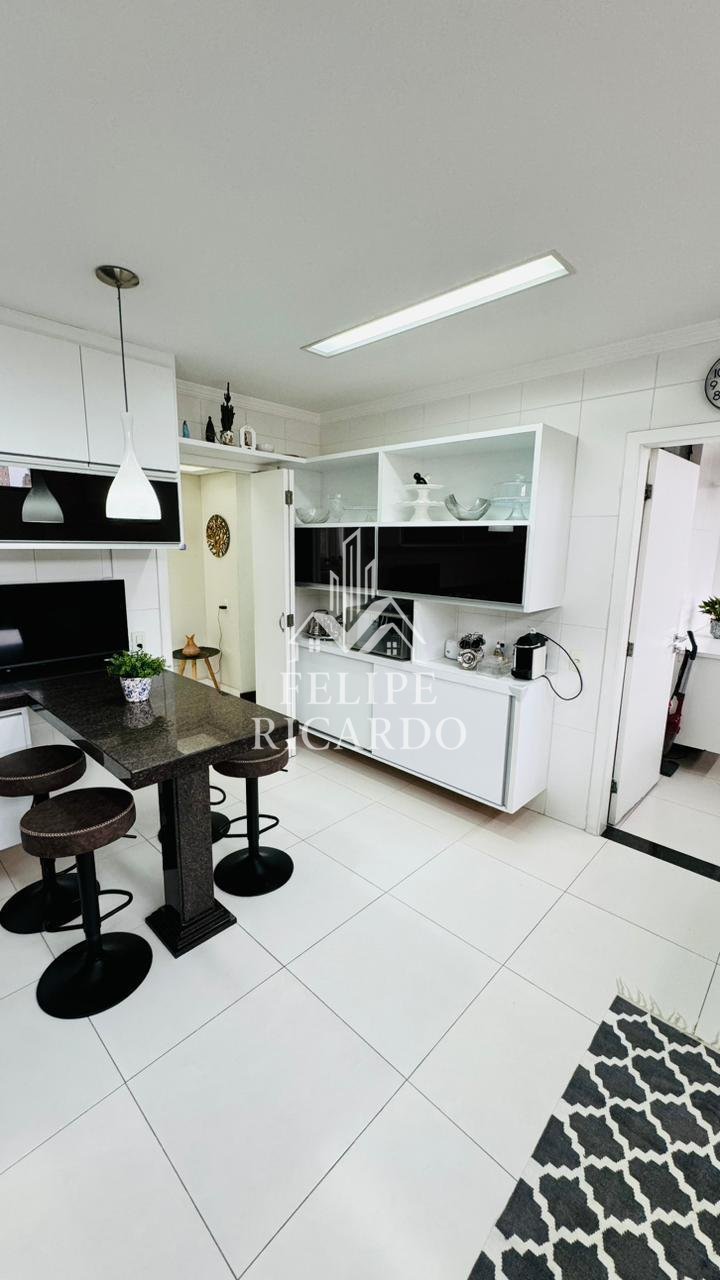 Apartamento à venda com 3 quartos, 158m² - Foto 7