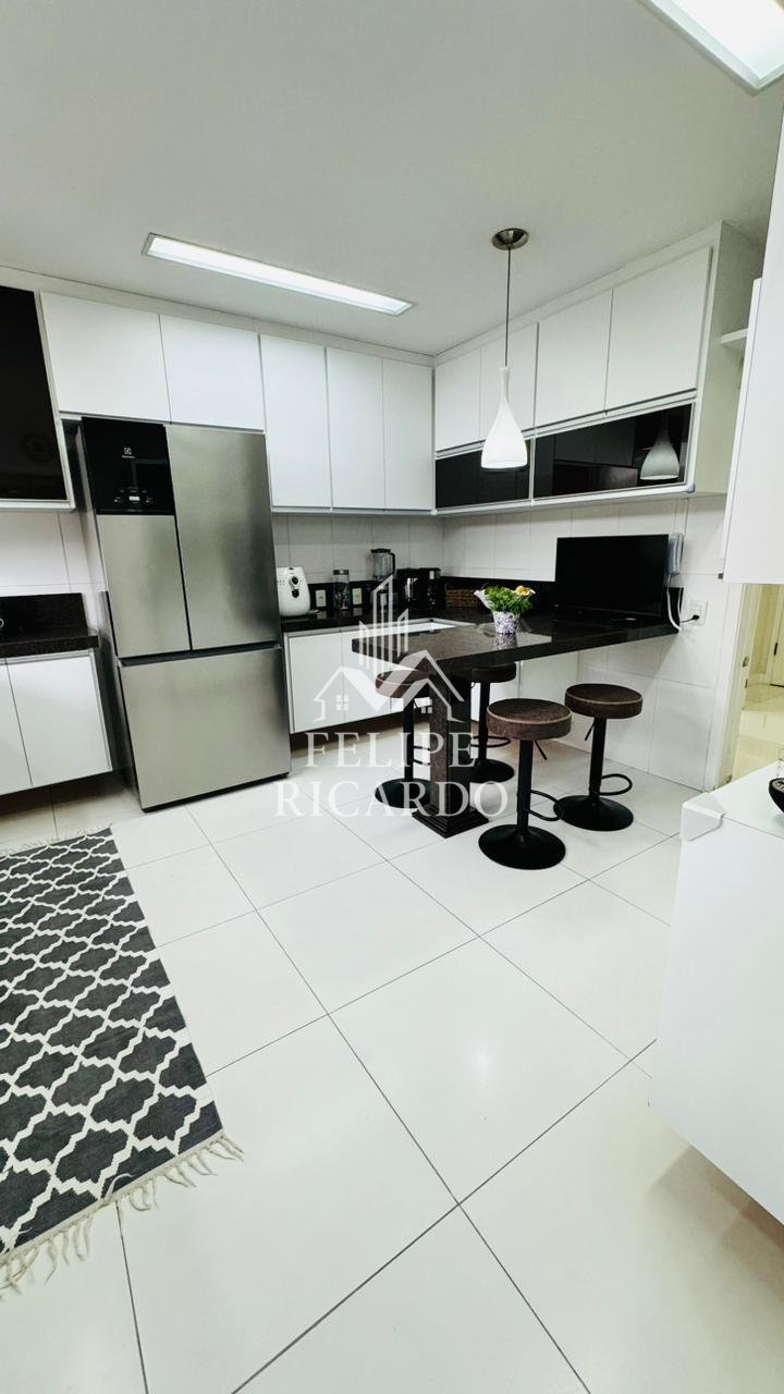 Apartamento à venda com 3 quartos, 158m² - Foto 9