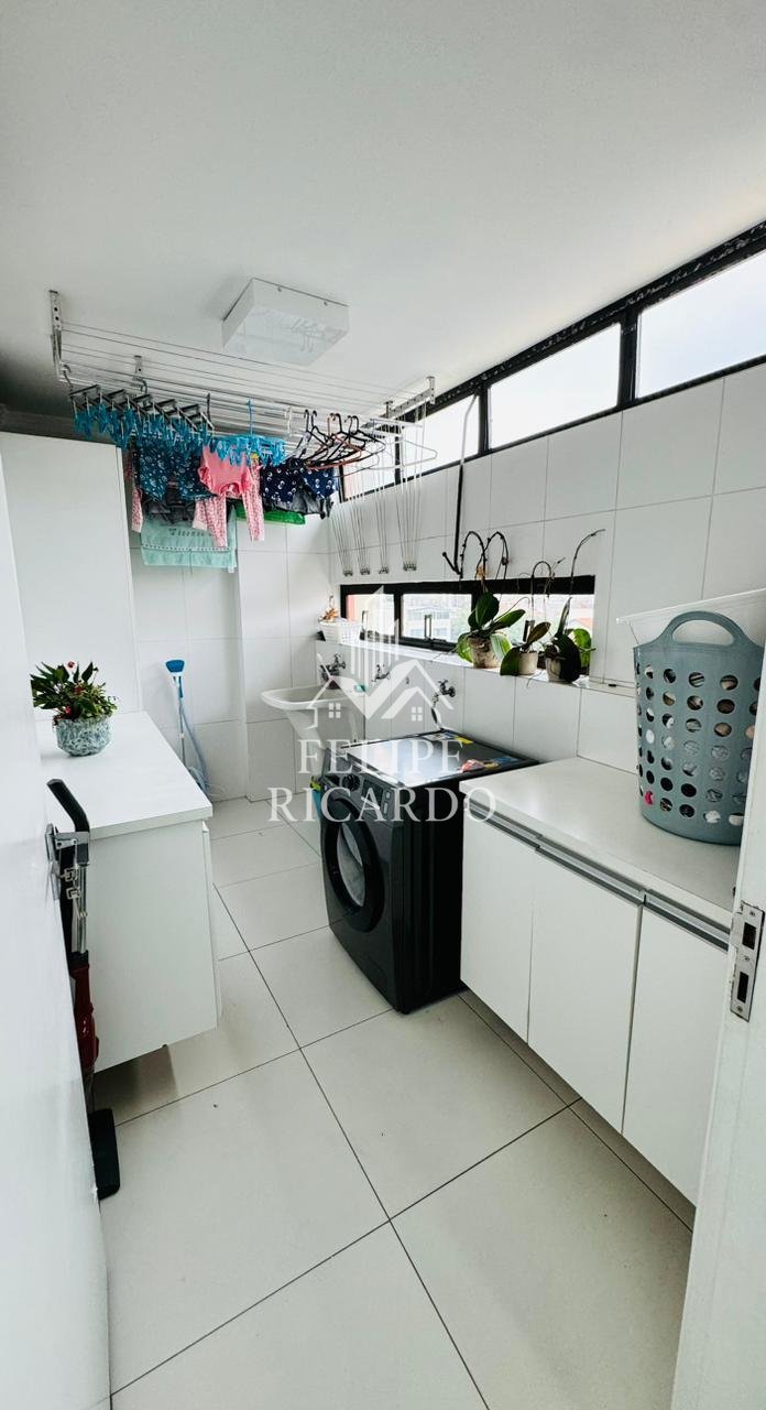 Apartamento à venda com 3 quartos, 158m² - Foto 11