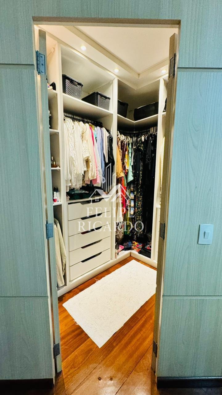 Apartamento à venda com 3 quartos, 158m² - Foto 17