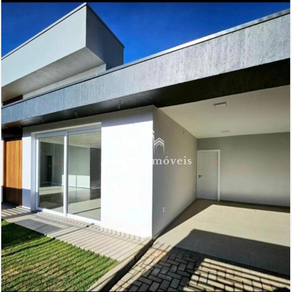 Casa à venda com 3 quartos, 383m² - Foto 1