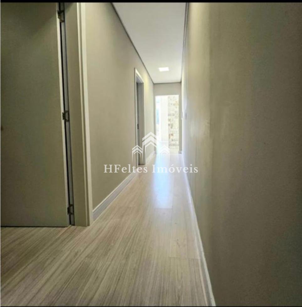 Casa à venda com 3 quartos, 383m² - Foto 5