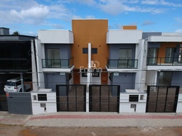 Sobrado de 2 quartos, 76m² no bairro Itacolomi, em Balneário Piçarras | Eu Corretor