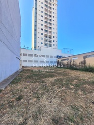 Lote/Terreno de no bairro Samambaia Norte (Samambaia), em Brasília | Eu Corretor