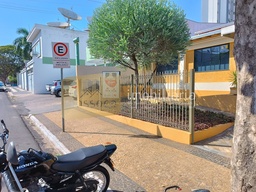 Sala Comercial de 20m² no bairro Centro, em Tupã | Eu Corretor