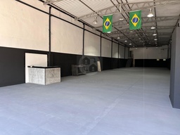 Galpão / Depósito / Armazém de 435m² no bairro Boqueirão, em Praia Grande | Eu Corretor